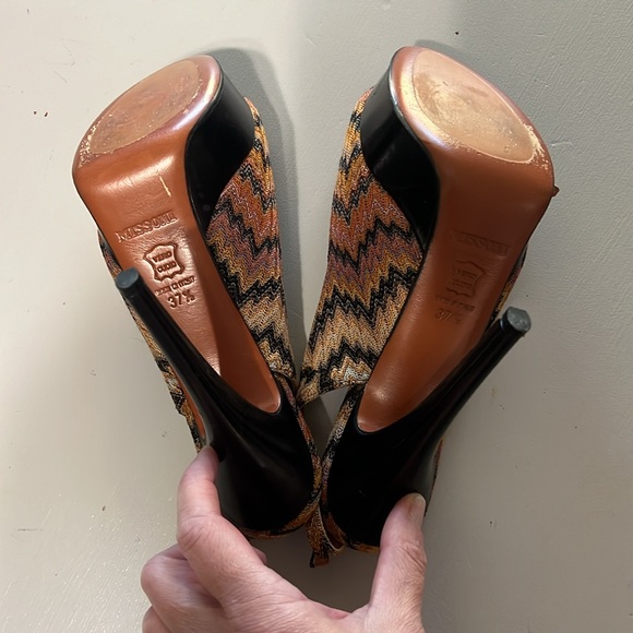 🎉HP🎉Missoni platform woven slingback heel - Picture 5 of 7